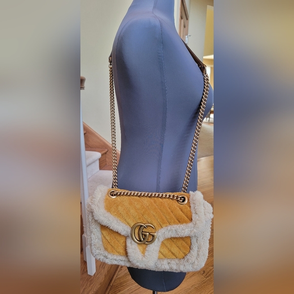 NWT $3600 GUCCI MARMONT TAN SUEDE SHEARLING LAMBSWOOL MEDIUM FLAP SHOULDER BAG - Picture 6 of 14